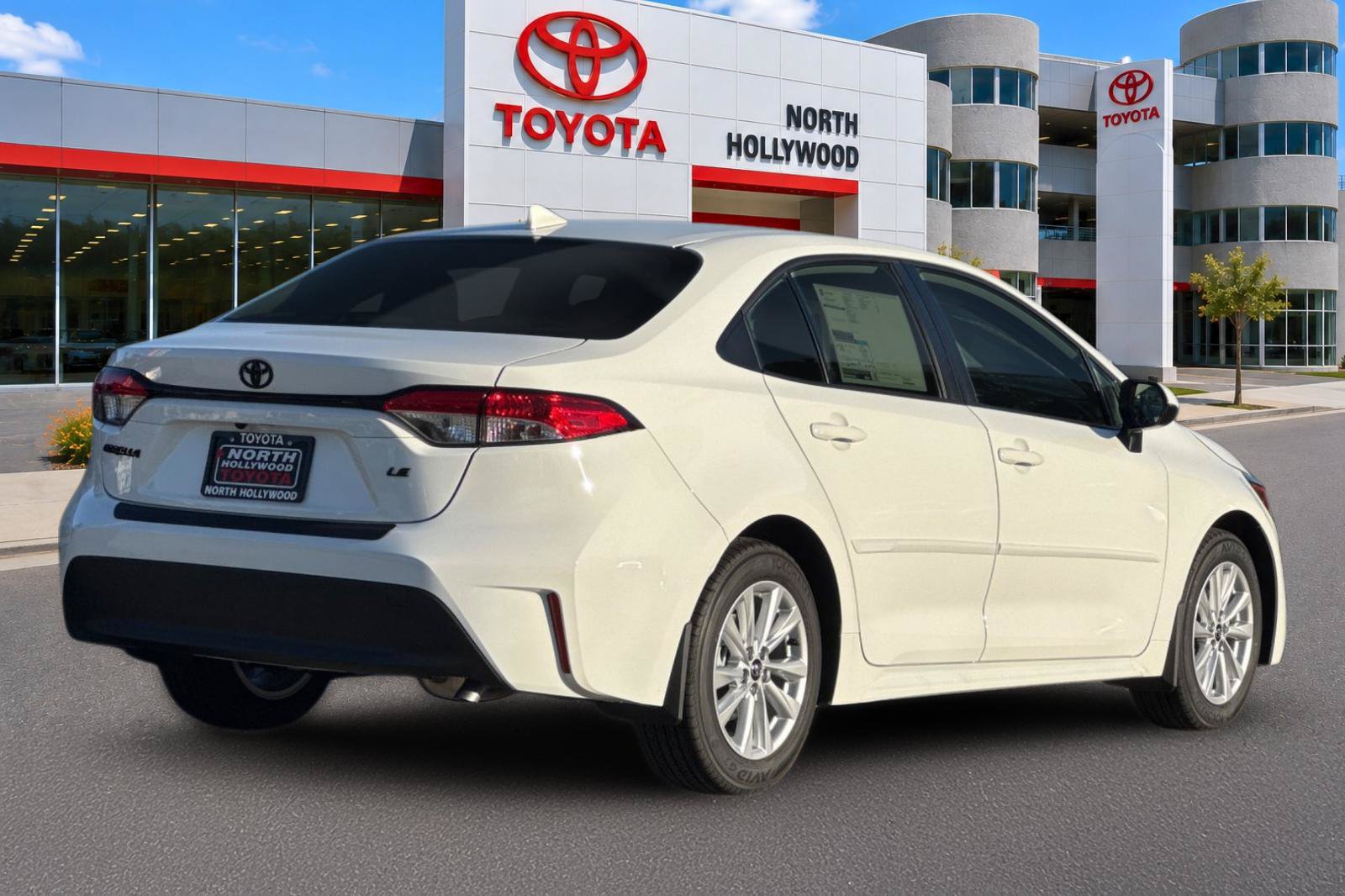 New 2027 Toyota Corolla LE FWD image 5