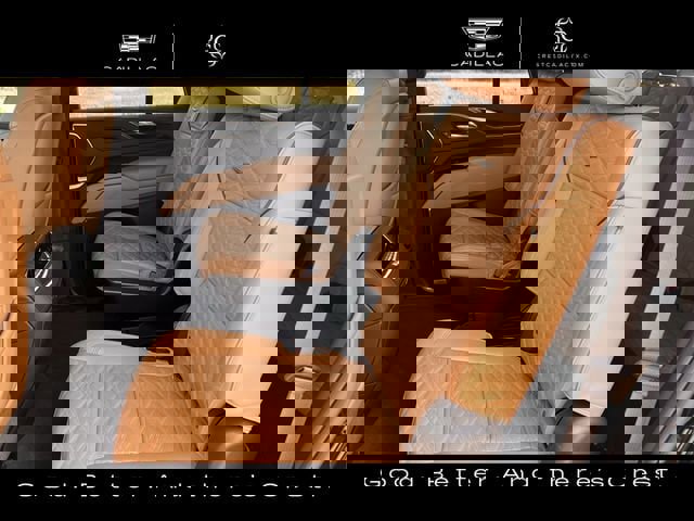 Certified 2023 Cadillac Escalade Premium Luxury image 31