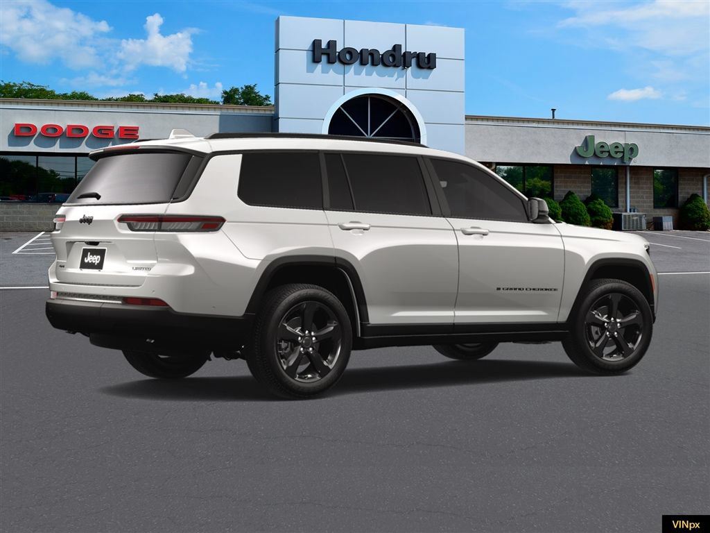 Used 2025 Jeep Grand Cherokee L Limited w/ Black Appearance Package AWD/4WD image 8