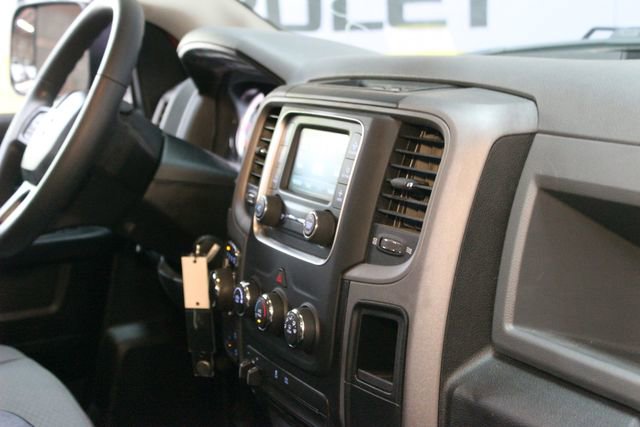 Used 2019 RAM 1500 Express w/ Wheel & Sound Group AWD/4WD image 10