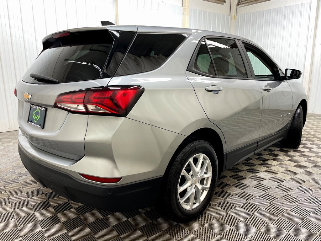 Certified 2024 Chevrolet Equinox LS w/ LS Convenience Package image 16