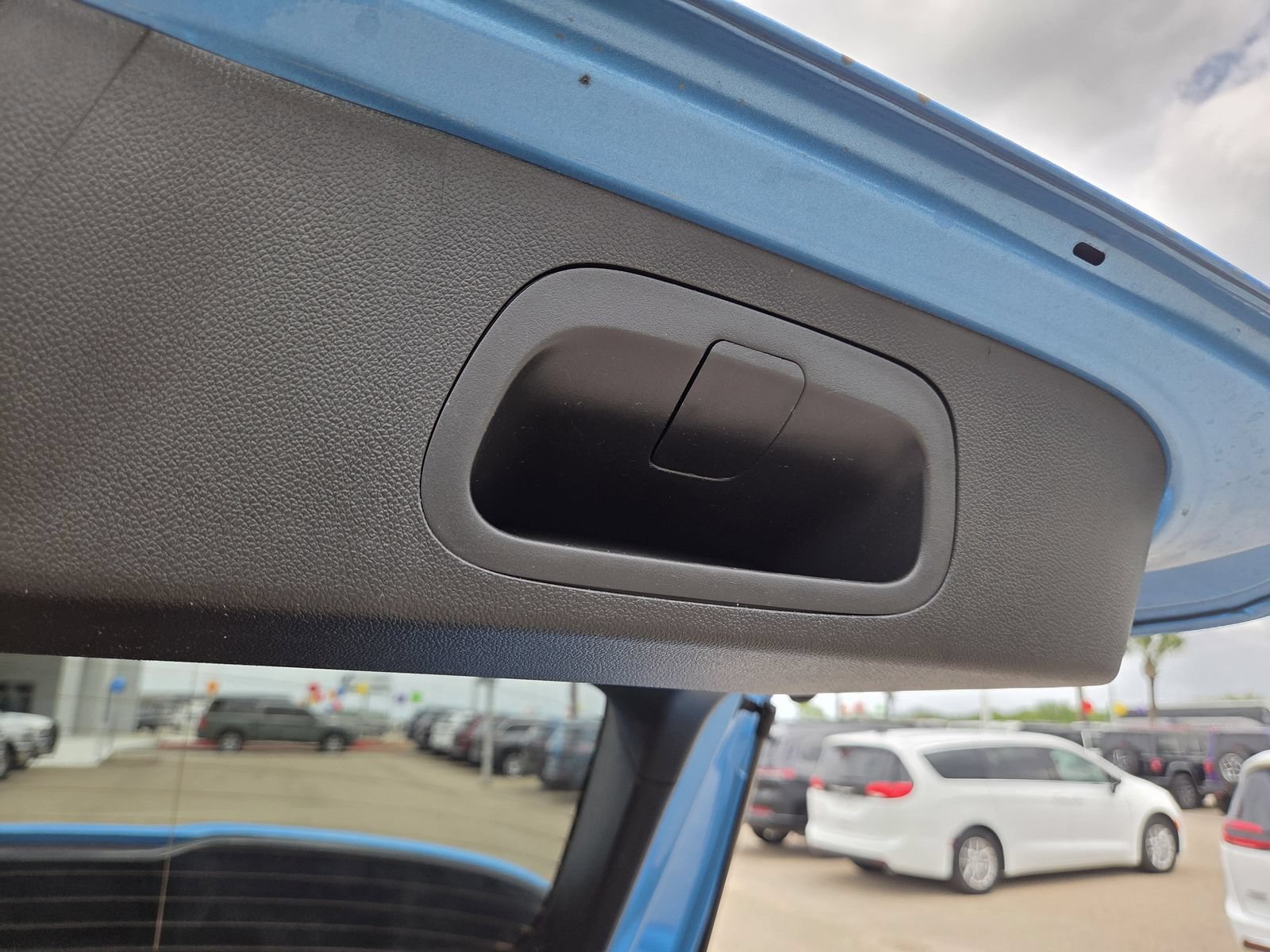 Used 2025 Chevrolet Trax ACTIV w/ Driver Confidence Package FWD image 26