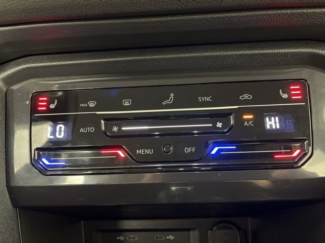 Used 2023 Volkswagen Tiguan SE image 27