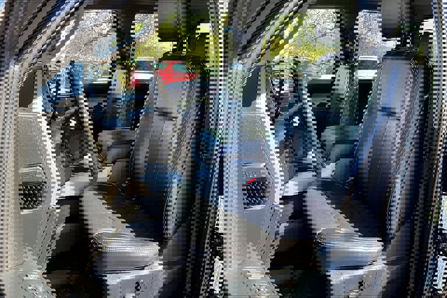 Used 2021 Ford F250 Lariat image 7