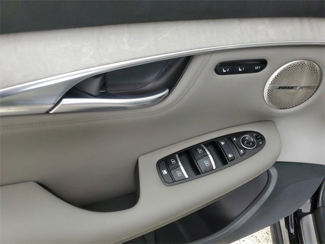 Used 2023 INFINITI QX50 Sensory image 19