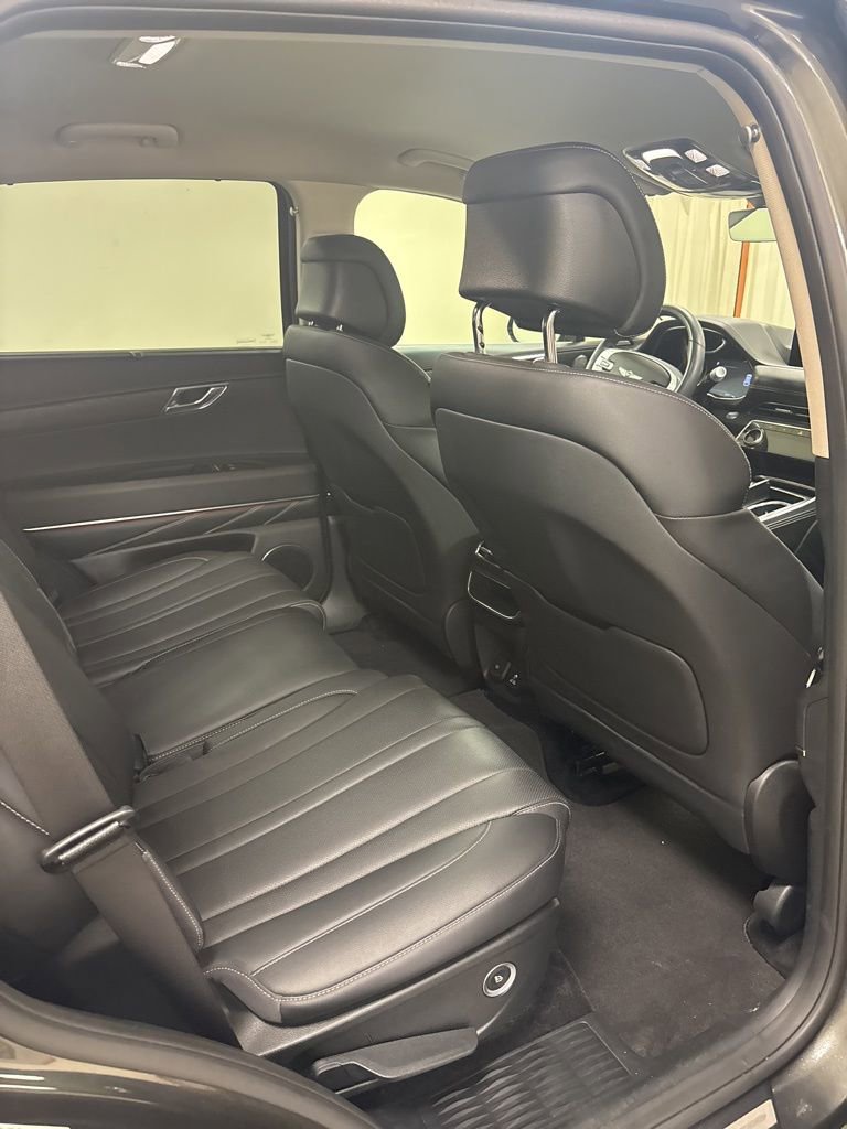 Used 2024 Genesis GV80 2.5T image 29