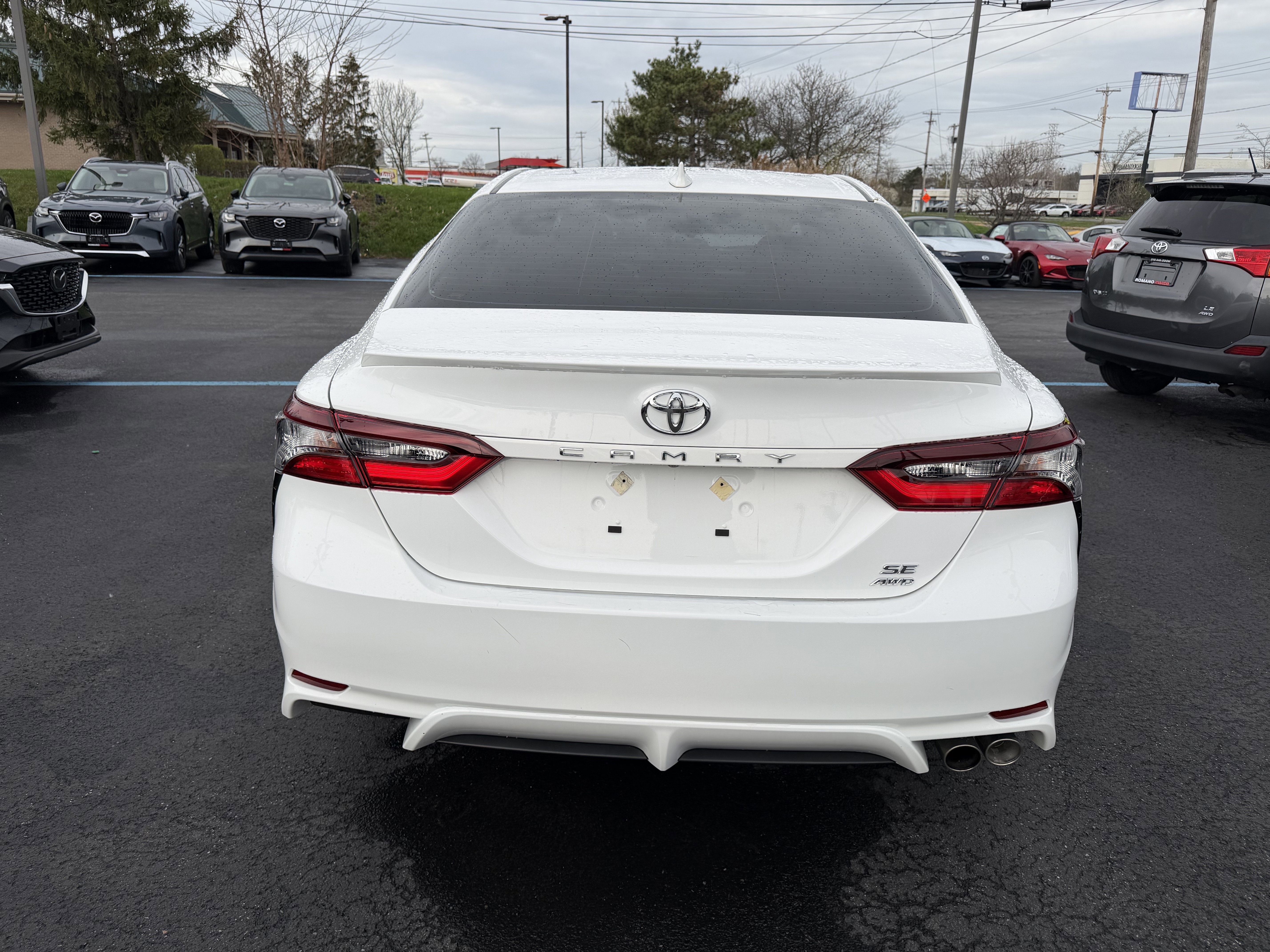 Used 2023 Toyota Camry SE w/ Cold Weather Package AWD/4WD image 6