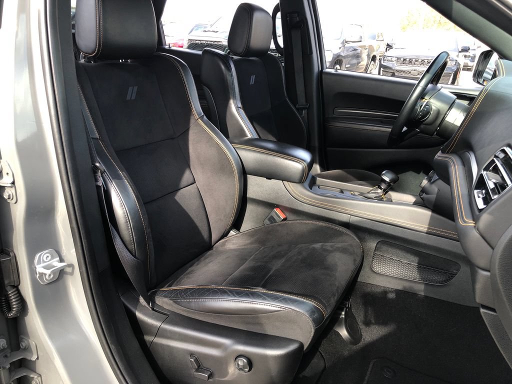 Used 2022 Dodge Durango R/T w/ Quick Order Package 22F AWD/4WD image 25