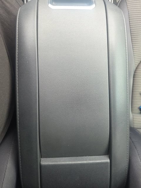Used 2021 Toyota Highlander L FWD image 34