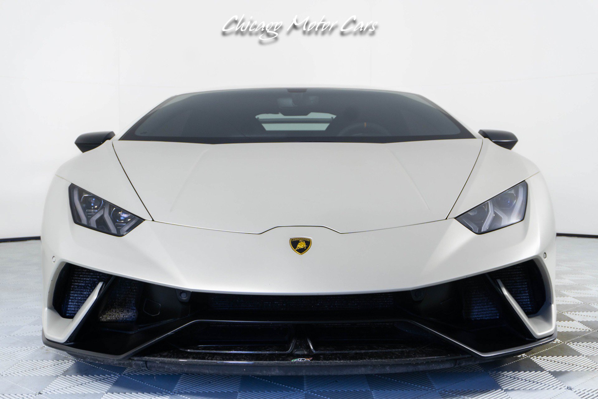 Used 2018 Lamborghini Huracan AWD/4WD image 7