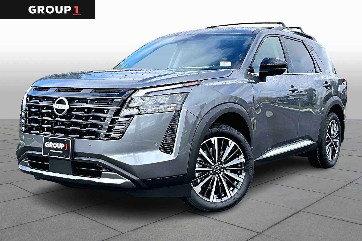 New 2026 Nissan Pathfinder Platinum image 1