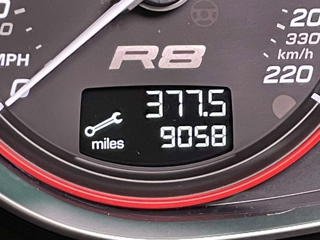 Used 2012 Audi R8 V10 AWD/4WD image 37
