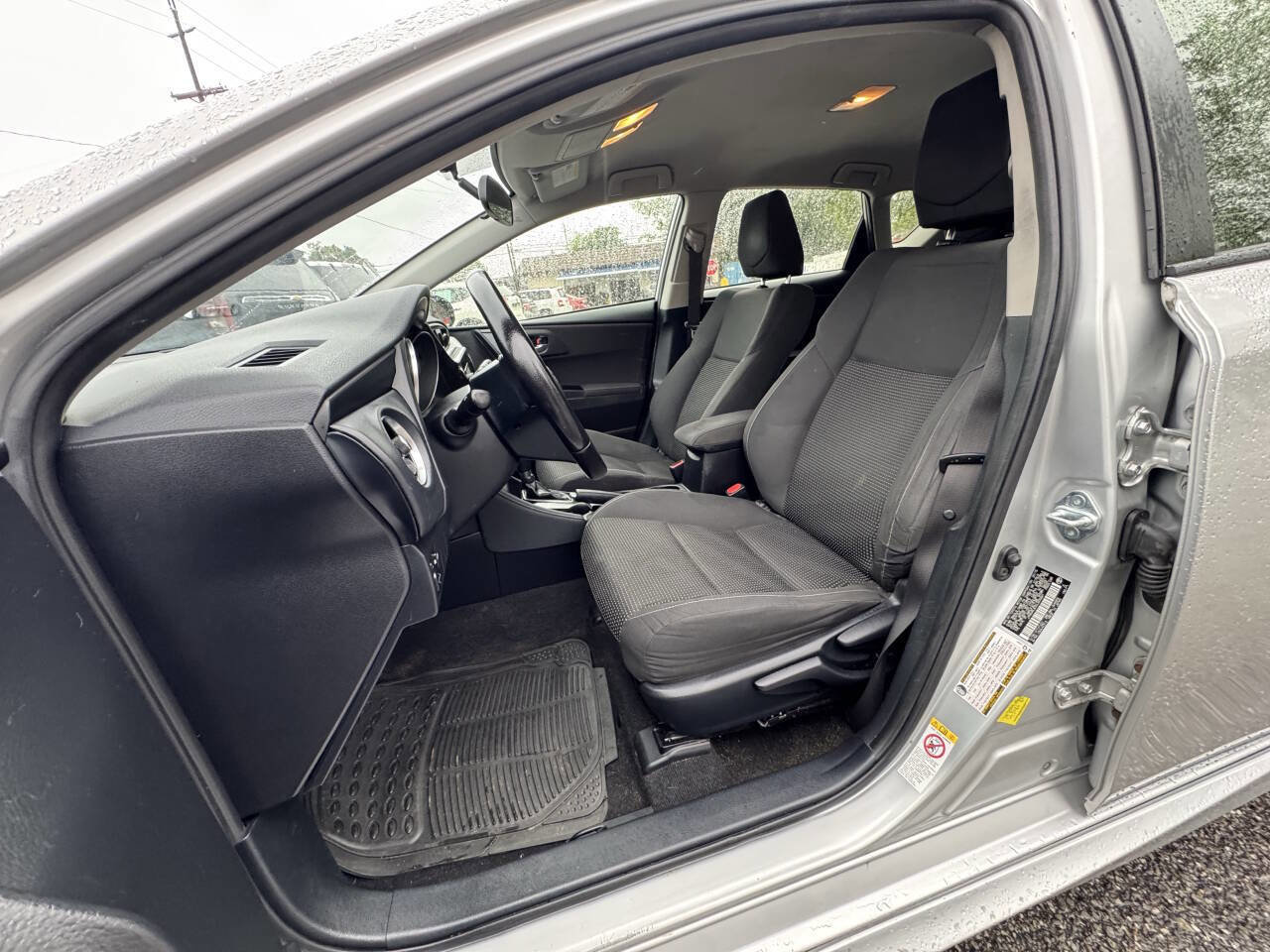 Used 2016 Scion iM Base 4dr Hatchback CVT image 26