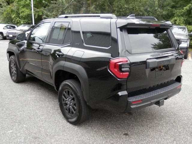Used 2025 Toyota 4Runner SR5 AWD/4WD image 6