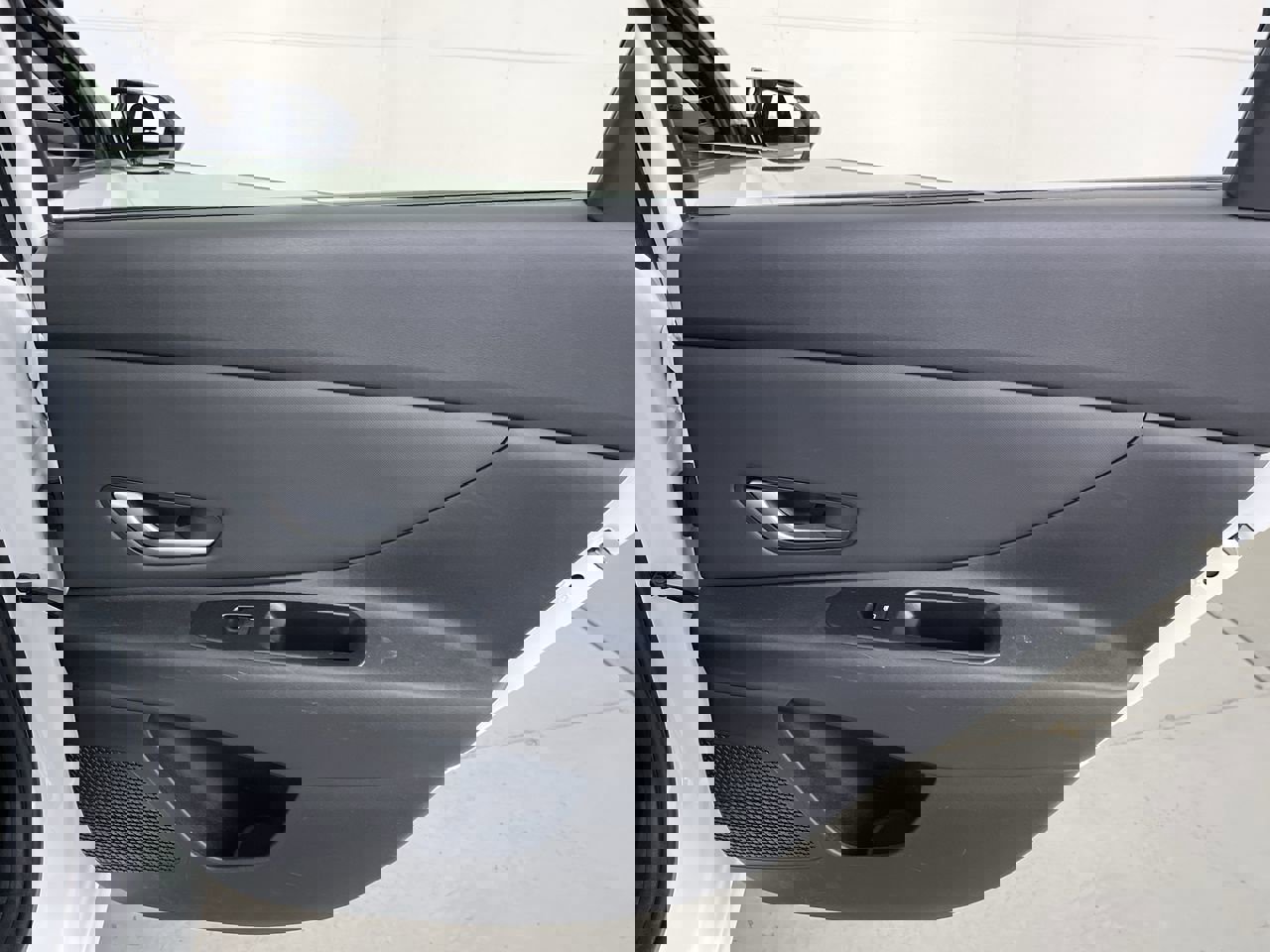 Used 2023 Hyundai Elantra SEL w/ Convenience Package image 22