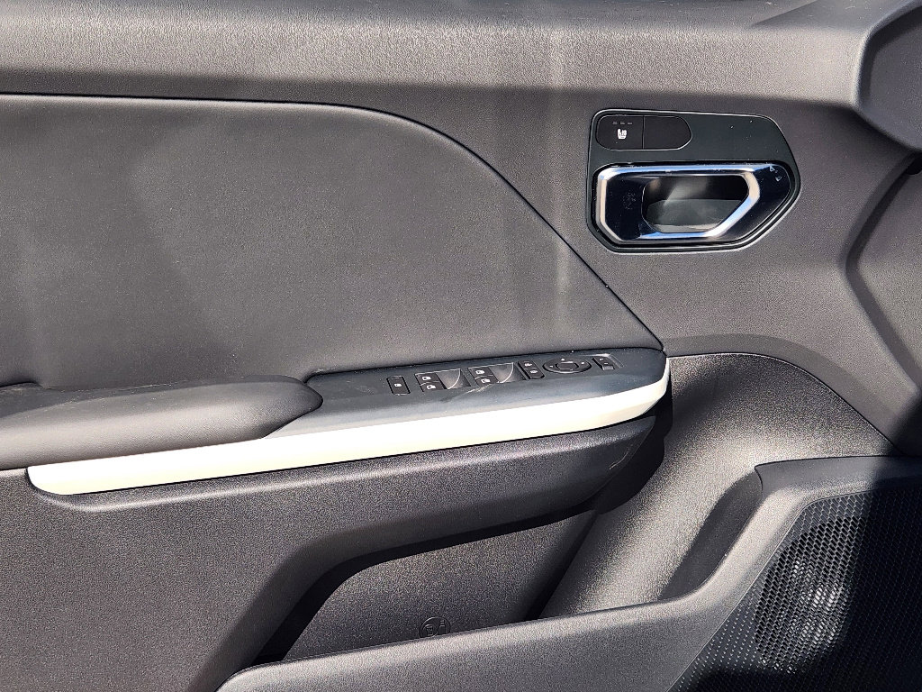 New 2025 Kia K4 GT-Line w/ GT-Line Sunroof Package image 15