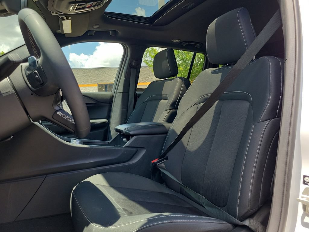 Used 2024 Jeep Grand Cherokee Laredo X AWD/4WD image 18