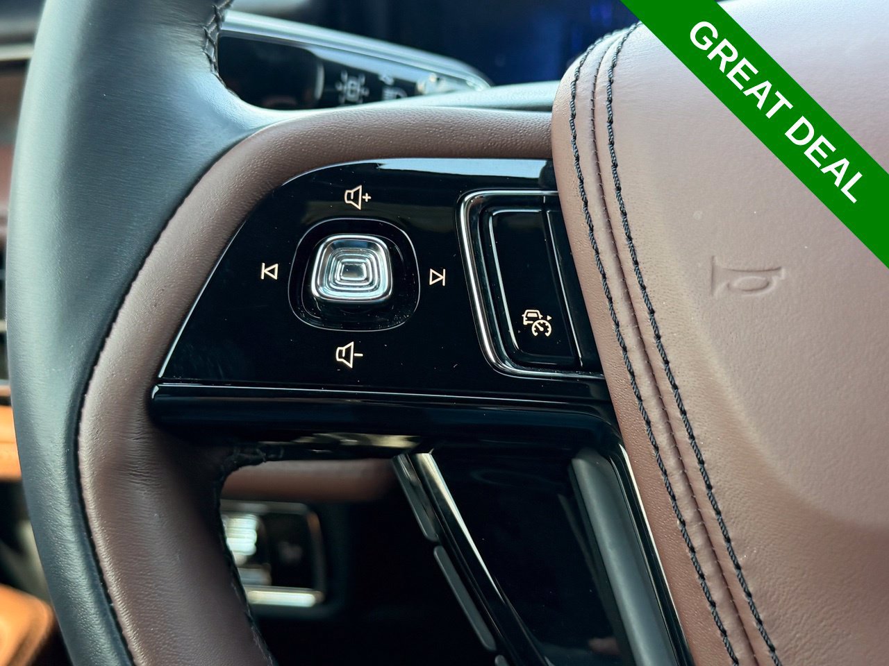 Used 2026 Lincoln Aviator Reserve AWD/4WD image 17