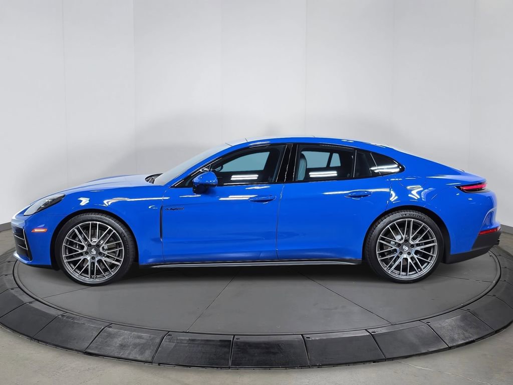 Used 2025 Porsche Panamera 4 E-Hybrid image 2