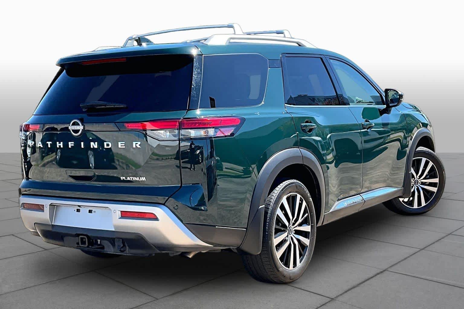 Certified 2025 Nissan Pathfinder Platinum w/ Cargo Package FWD image 13
