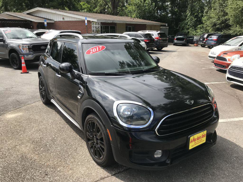 Used 2017 MINI Cooper Countryman image 3