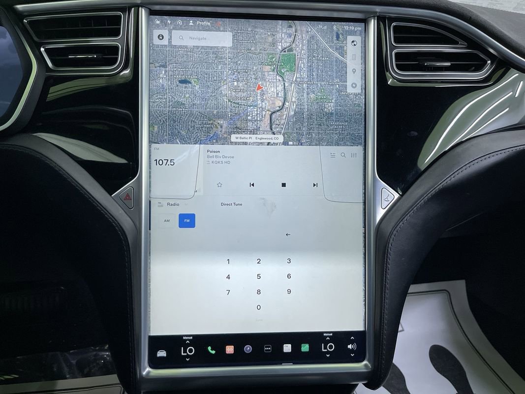 Used 2015 Tesla Model S 85D image 20