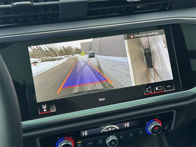 Certified 2025 Audi Q3 2.0T Premium Plus w/ Premium Plus Package image 30