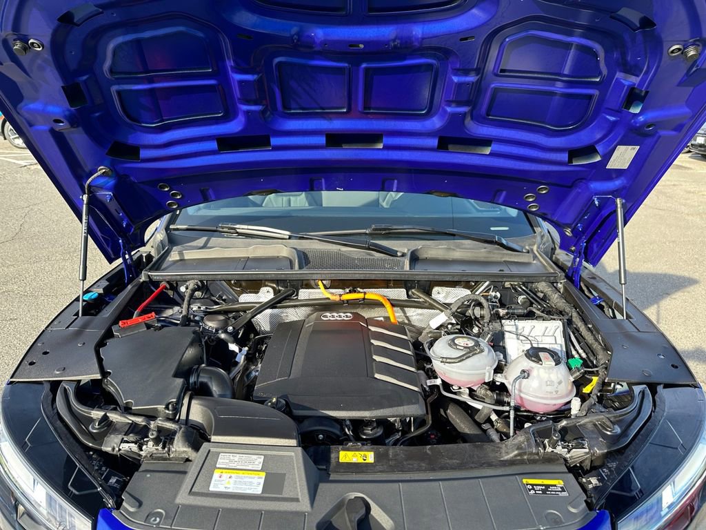 Used 2024 Audi Q5 e Premium Plus w/ Premium Plus Package image 24