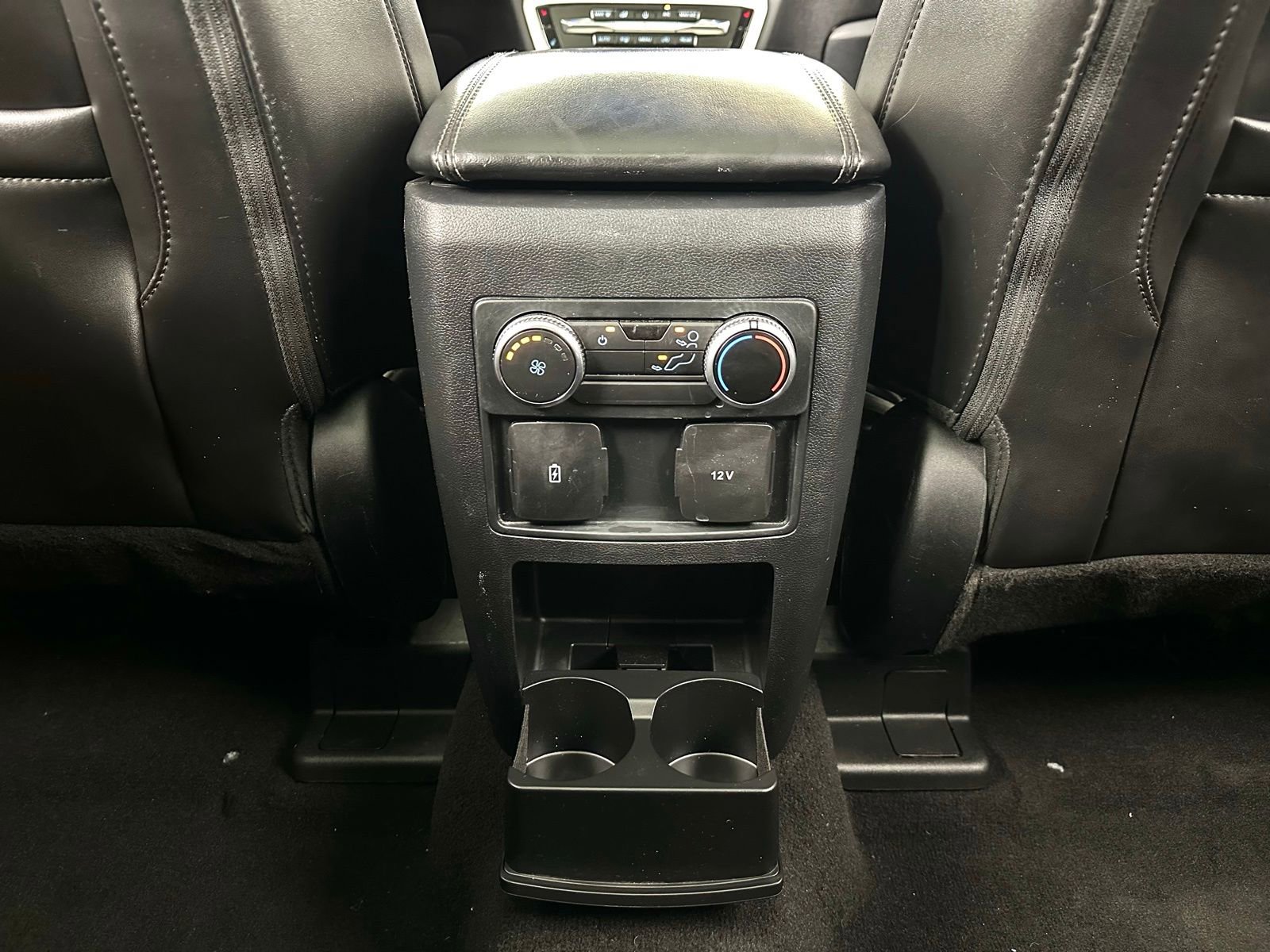 Used 2023 Ford Explorer XLT w/ Equipment Group 202A image 33