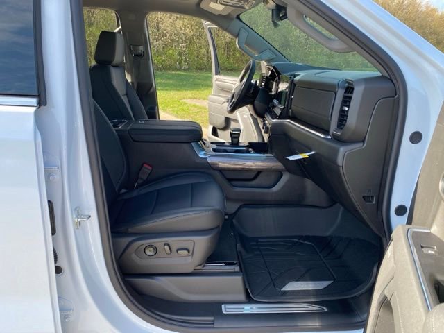 New 2026 Chevrolet Silverado 1500 LTZ w/ LPO, Dark Essentials Package AWD/4WD image 20