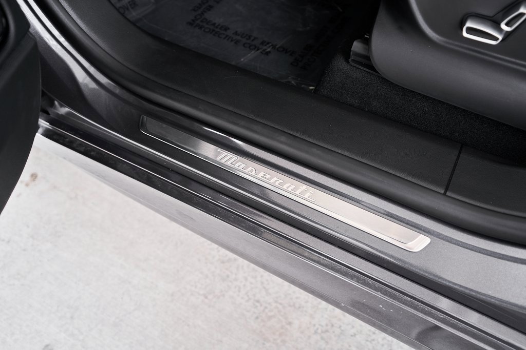 Used 2023 Maserati Grecale GT image 24