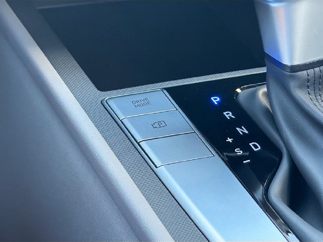 Certified 2026 Hyundai Elantra SE FWD image 21