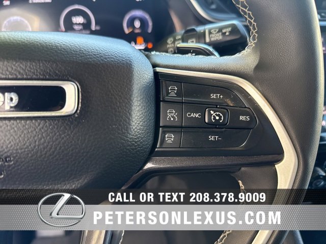 Used 2023 Jeep Grand Cherokee L Laredo image 24