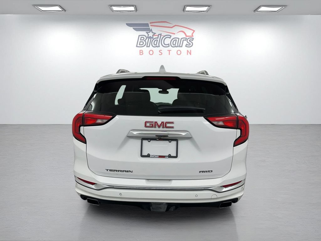 Used 2018 GMC Terrain Denali w/ Comfort Package AWD/4WD image 5