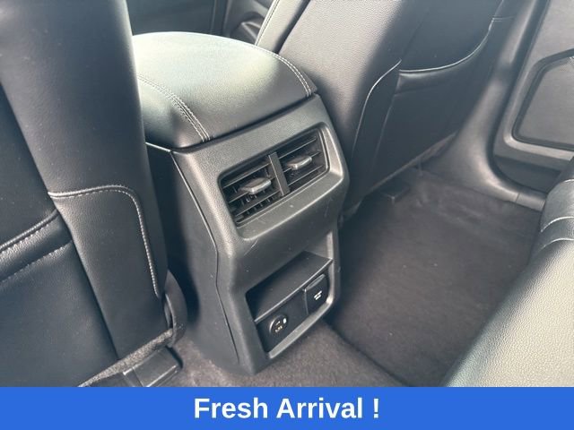 Used 2022 Ford Edge Titanium image 11