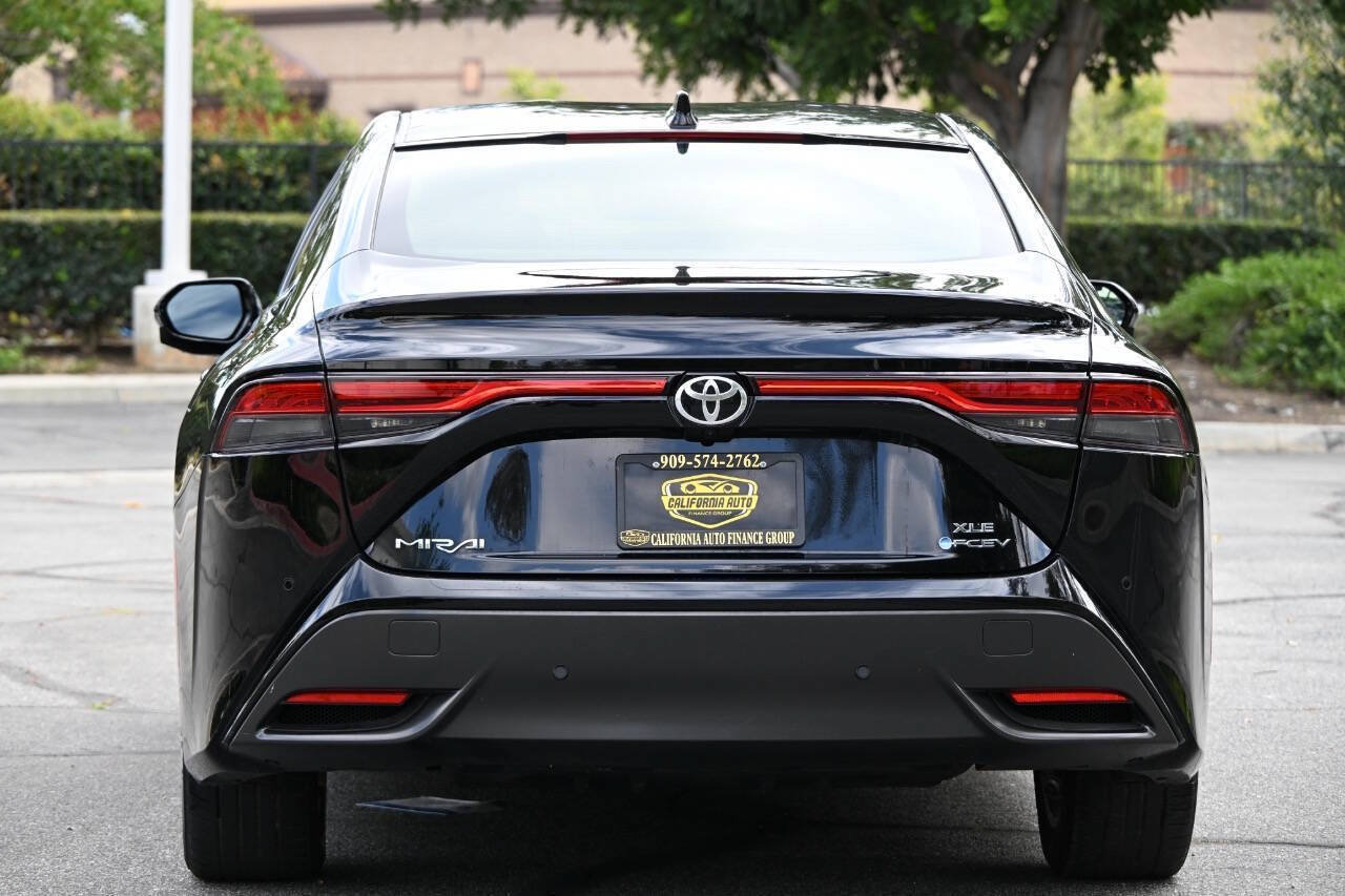 Used 2024 Toyota Mirai w/ Advanced Technology Package RWD image 4