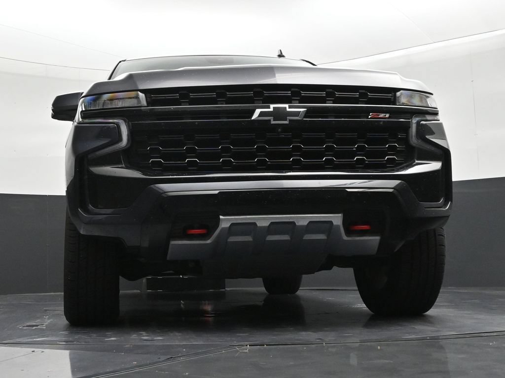 Used 2023 Chevrolet Tahoe Z71 w/ Luxury Package AWD/4WD image 28