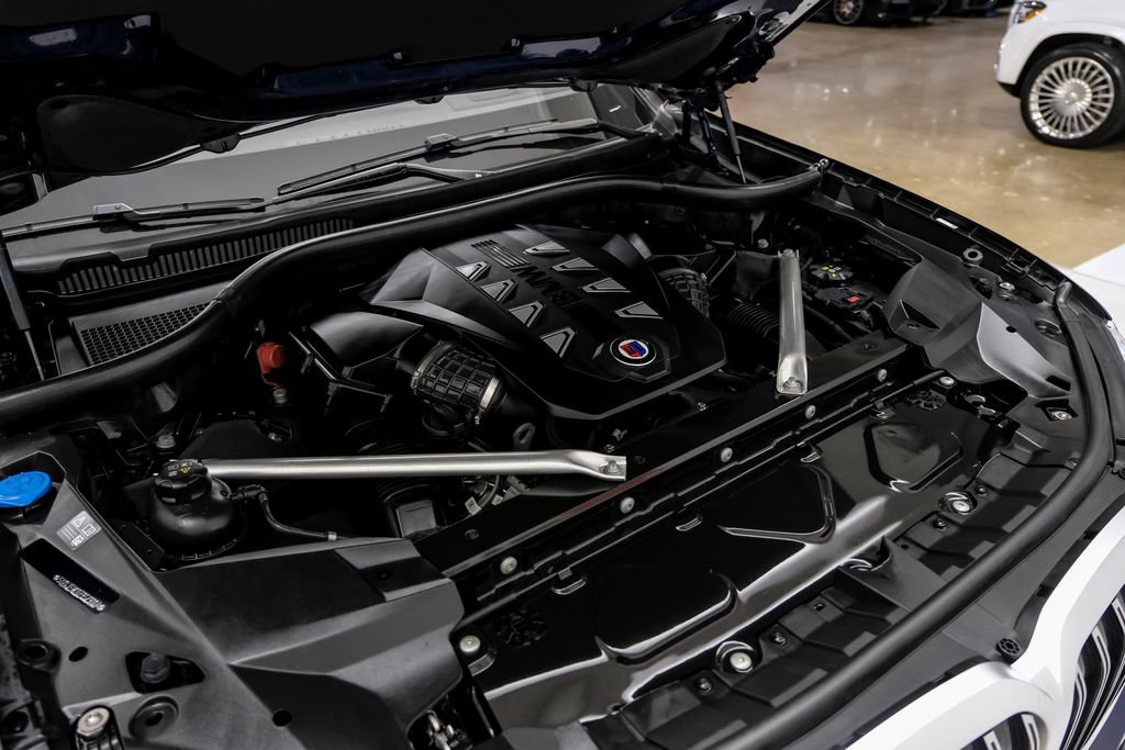 Used 2024 BMW ALPINA XB7 AWD/4WD image 50