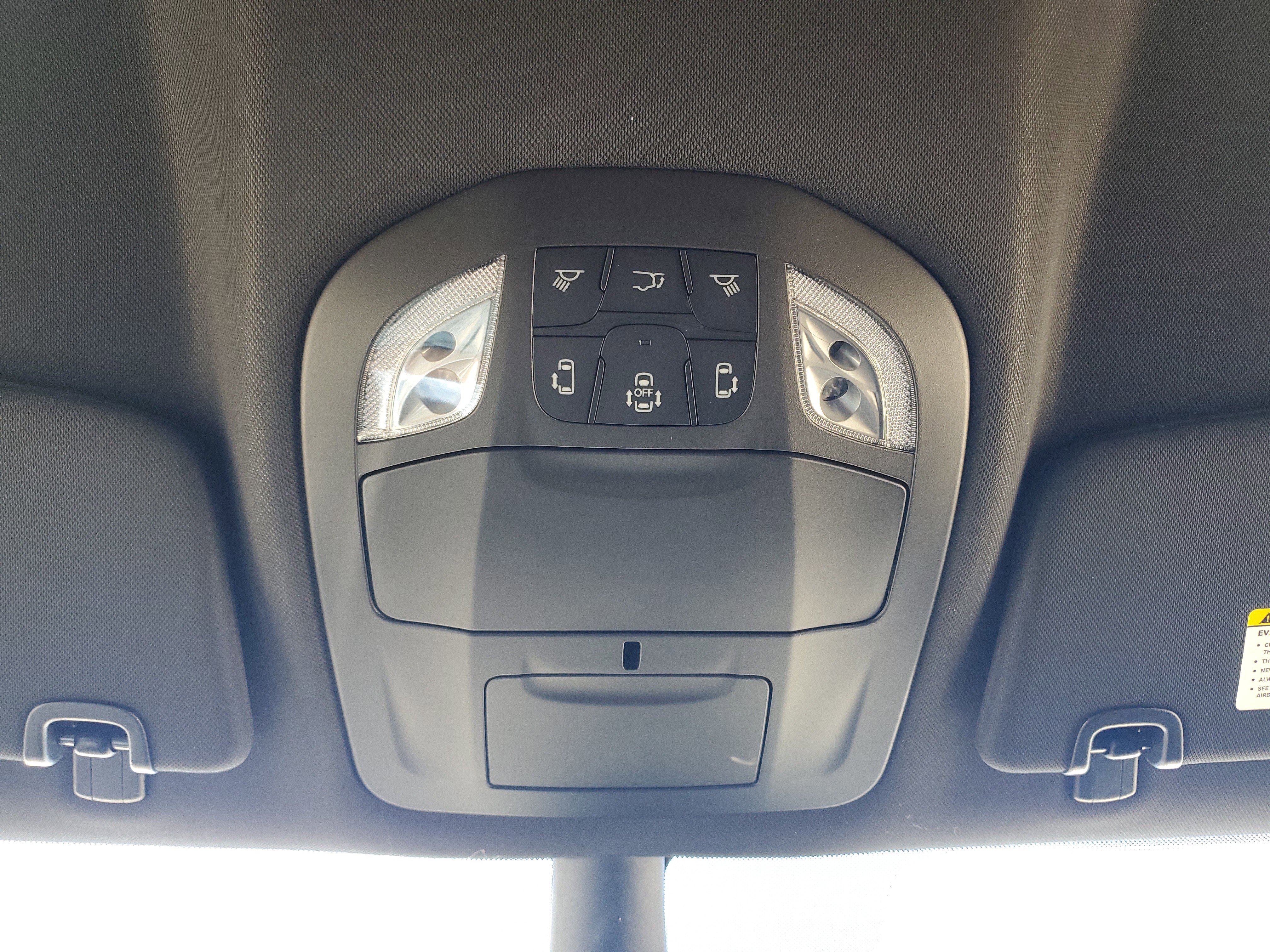 New 2026 Chrysler Voyager LX image 24