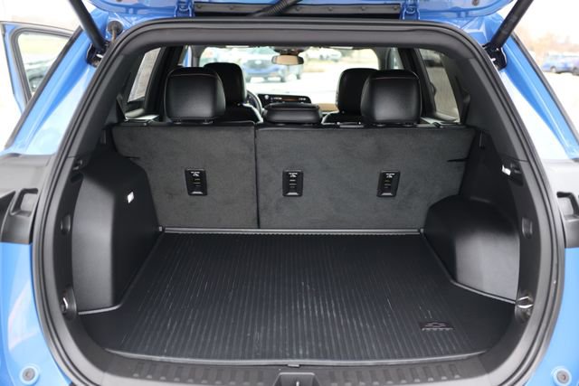 Used 2025 Chevrolet Equinox ACTIV w/ Convenience Package III image 8