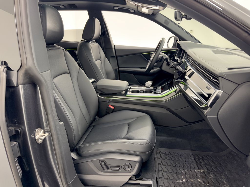 Used 2026 Audi Q8 Premium Plus AWD/4WD image 30