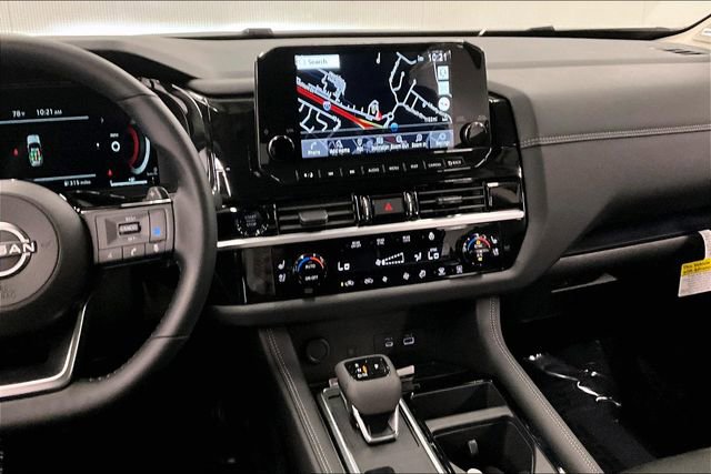 New 2025 Nissan Pathfinder Platinum w/ Lighting Package (N93) AWD/4WD image 8