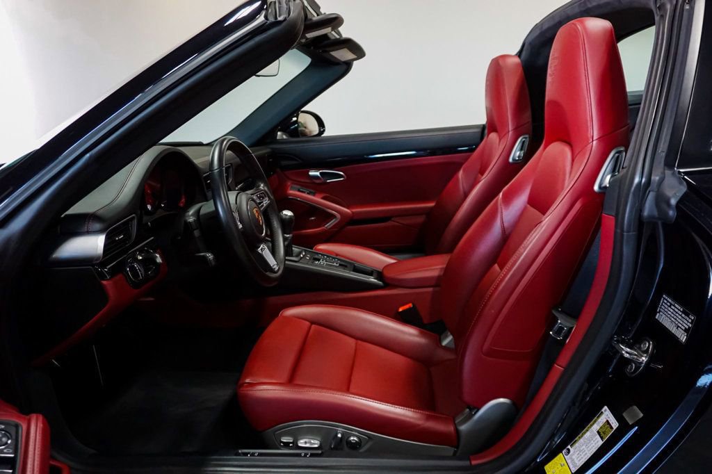 Used 2019 Porsche 911 Targa 4S image 12