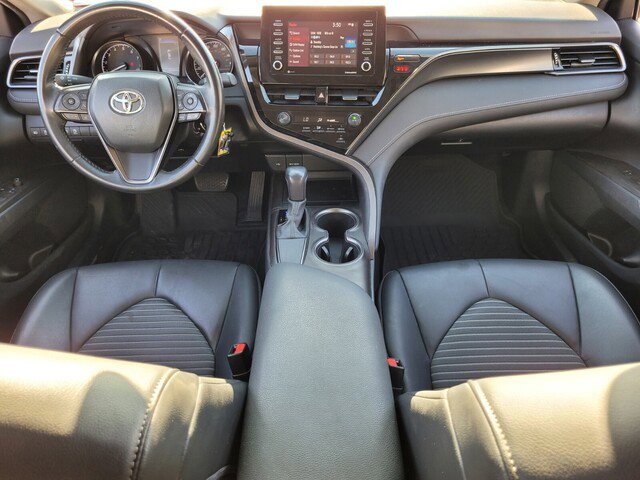 Used 2021 Toyota Camry SE image 14