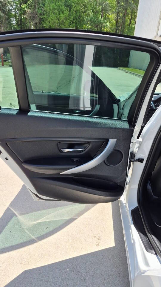 Used 2015 BMW 320i Sedan RWD image 49