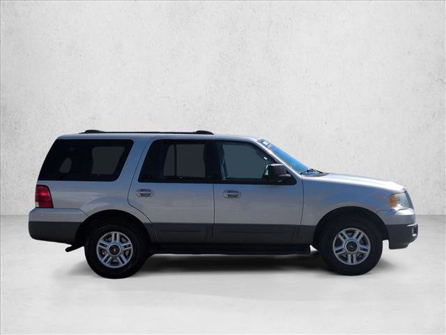 Used 2003 Ford Expedition XLT image 4