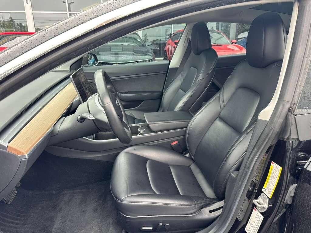 Used 2018 Tesla Model 3 Long Range AWD/4WD image 11