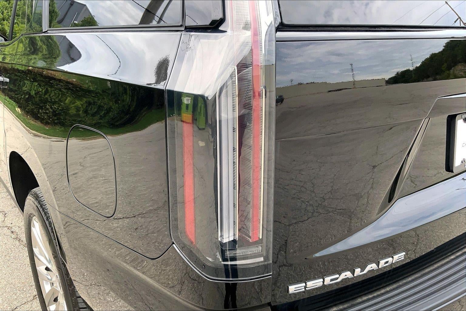 Certified 2025 Cadillac Escalade Sport Platinum AWD/4WD image 29