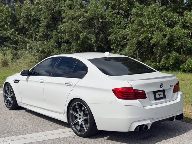 Used 2014 BMW M5 image 3