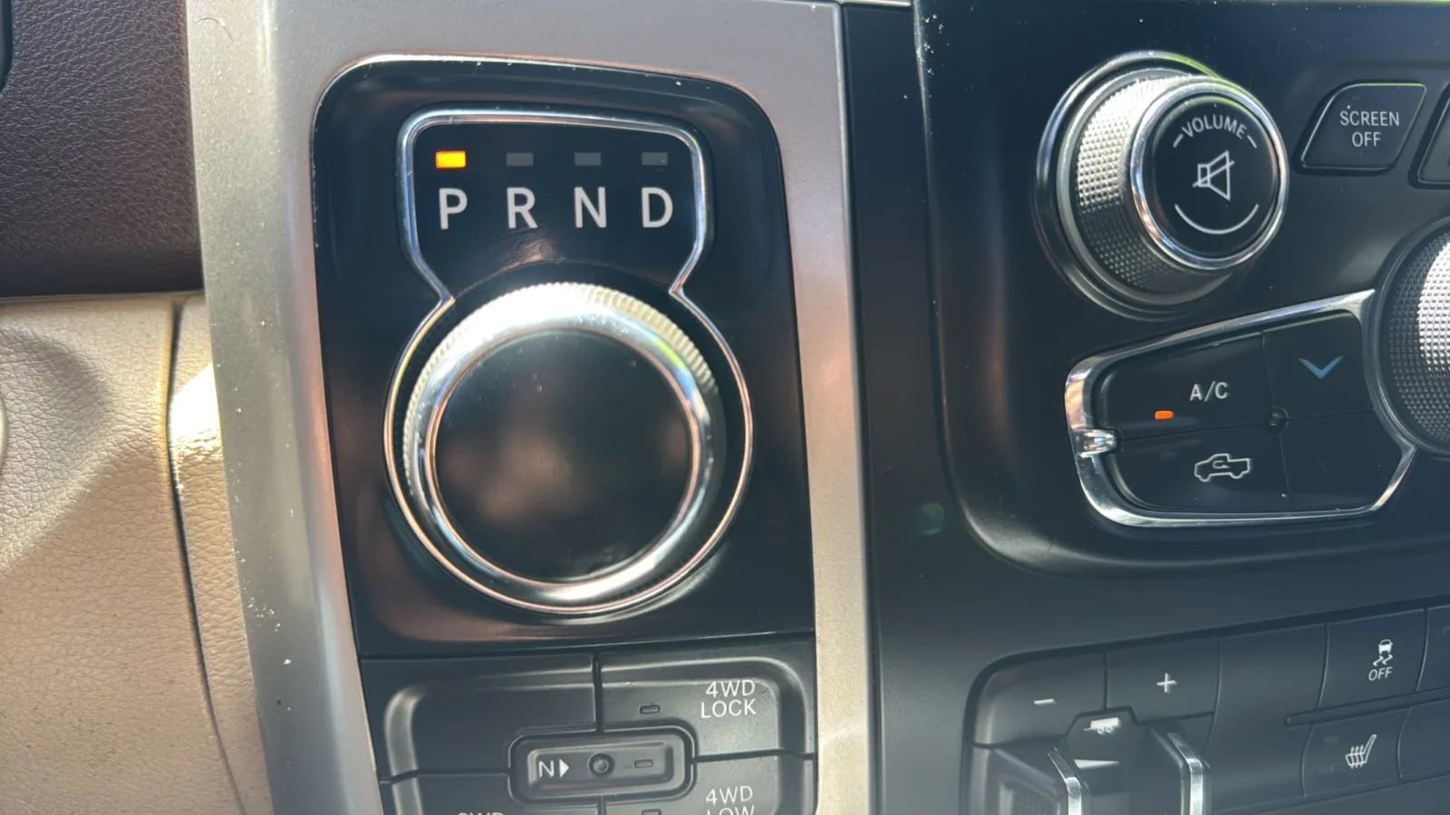 Used 2014 RAM 1500 Outdoorsman AWD/4WD image 11